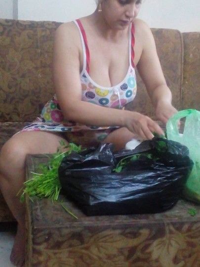 Indo Viral Terbaru Tante Binor Cantik Pemilik Hotel dan Restauran Surabaya Indonesia Service Client