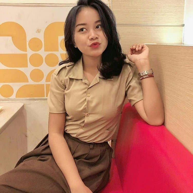 Latest Hits Viral Teh Pramuka Indonesia Degupan Panas Direktur Bohay Keluarga Yvon