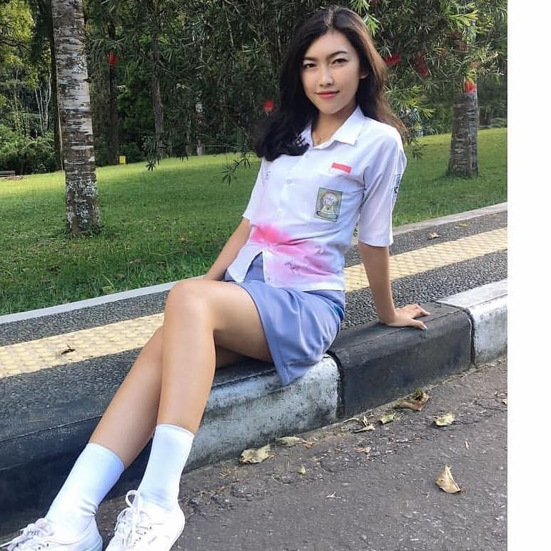 Video Viral Video 2025 Indonesia Tatapan Membara, Hasrat Tak Terbendung Sma Wiwik Top Global